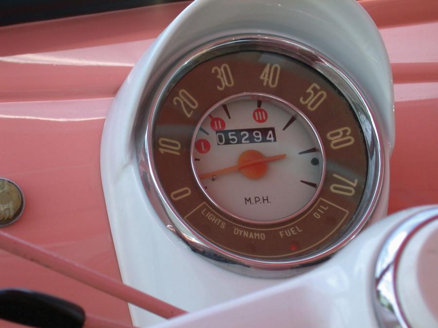 Панель приборов Fiat 500 Jolly 1960 года  (фото 7 из 11)